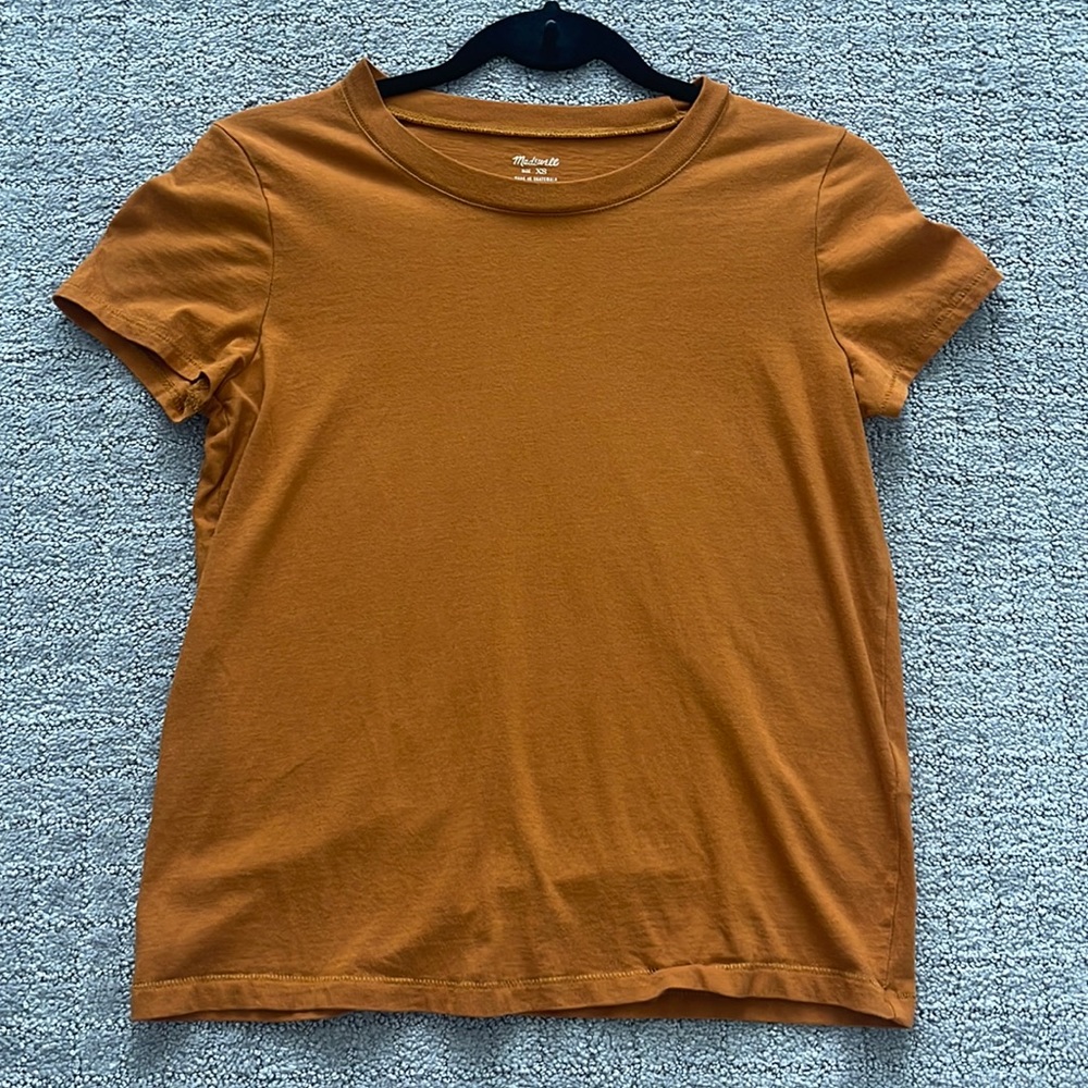 Madewell burnt-orange Tee size XS